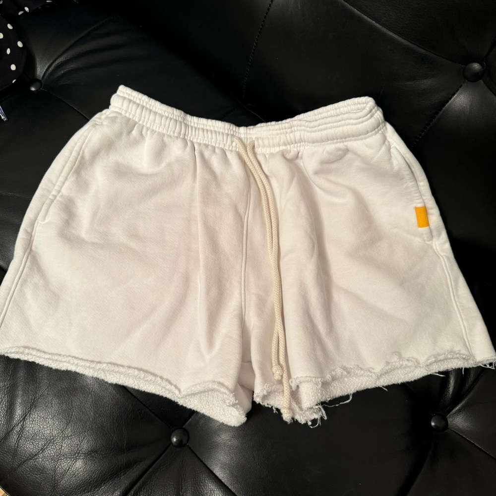 YELLOW LABEL CO. White fringe hem  Shorts Size M